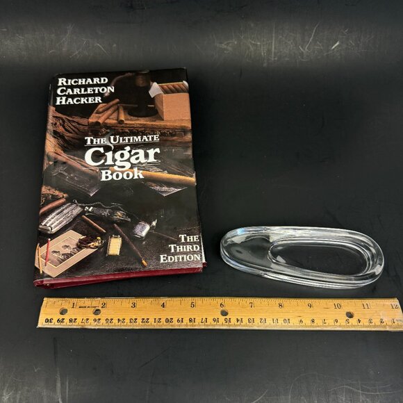 Vtg Richard Carleton Hacker Ultimate Cigar Hardcover Book Signed w Glass Ashtray - Picture 3 of 13